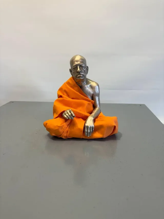 Srila Prabhupada Murti, Bronze, 160 mm — Made to Order
